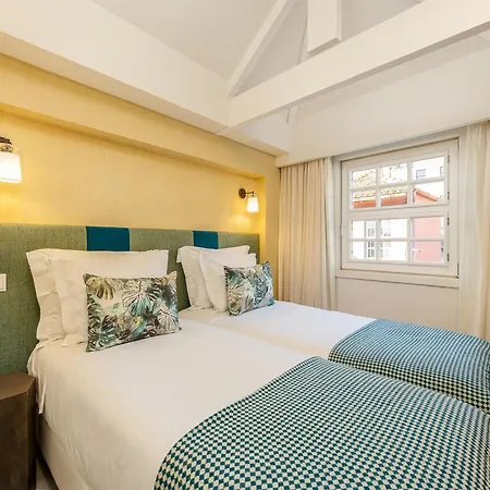 Charming Retreat With River Views * Porto