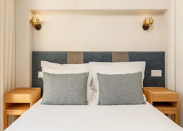 Apartment River-view Retreat In